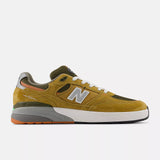 NB Numeric Andrew Reynolds 933 MNO